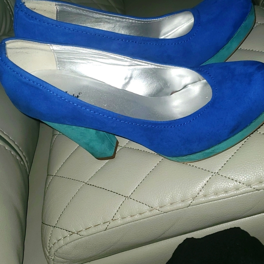 Shoes by Limelight size 11 blue and green